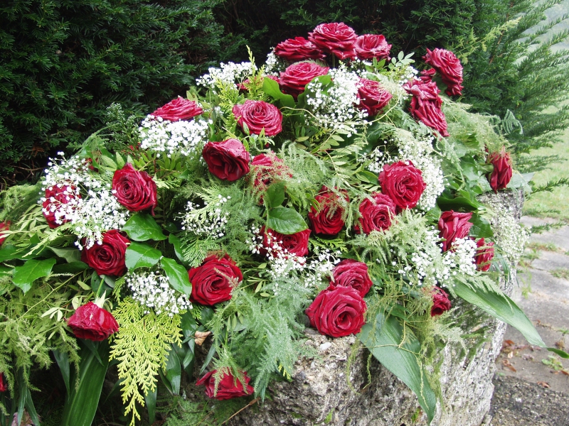 funeraire-VERIGNON-min_roses-61203